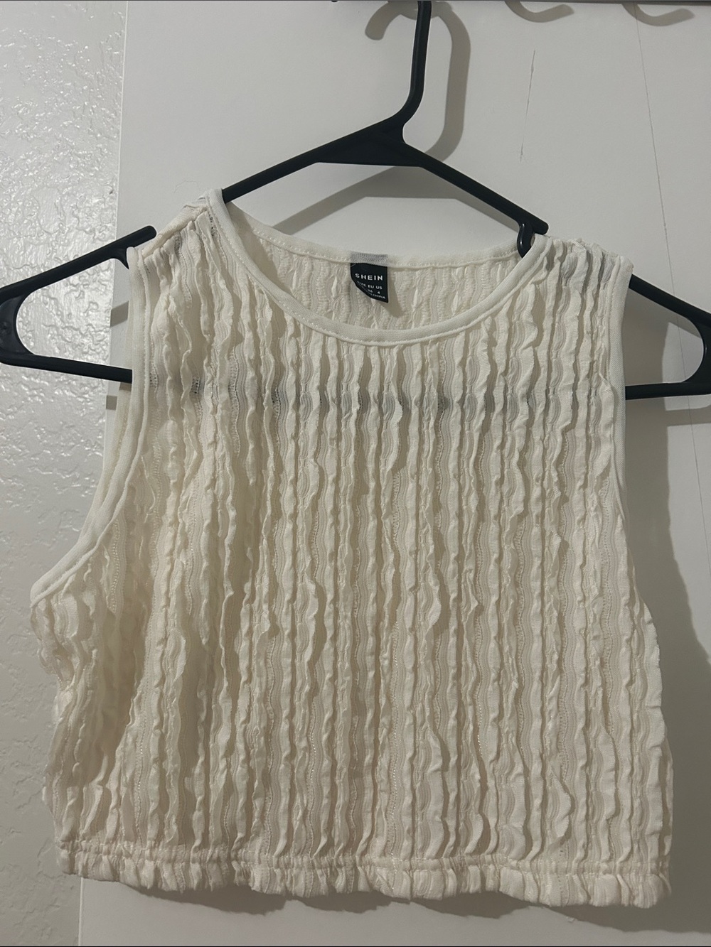 SHEIN Cream Textured Cropped Tank Top